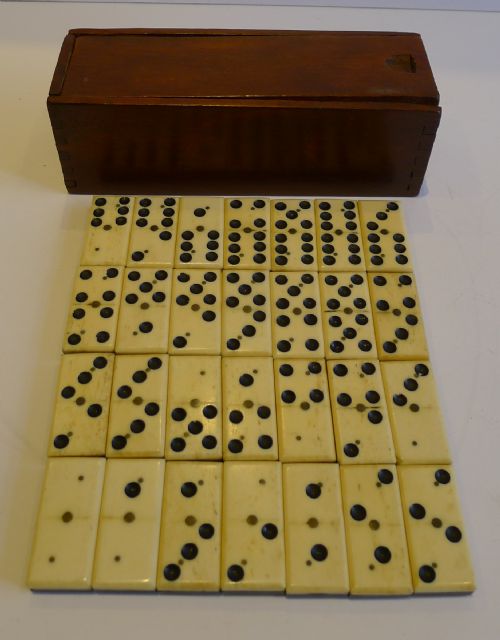 antique english boxed set bone ebony wood dominoes c1890