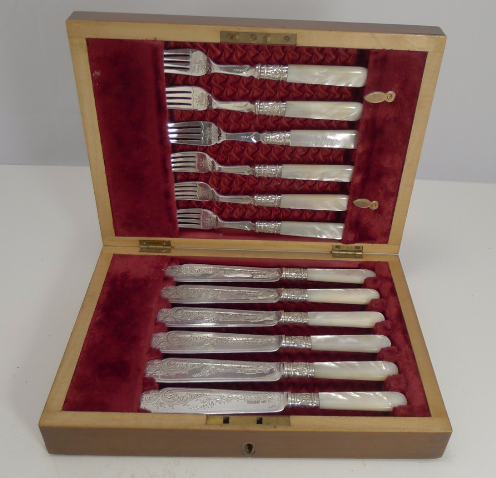 Set Antique English Sterling Silver And Mother Of Pearl Fish Knives And Forks 414476 www.puckeringsantiques