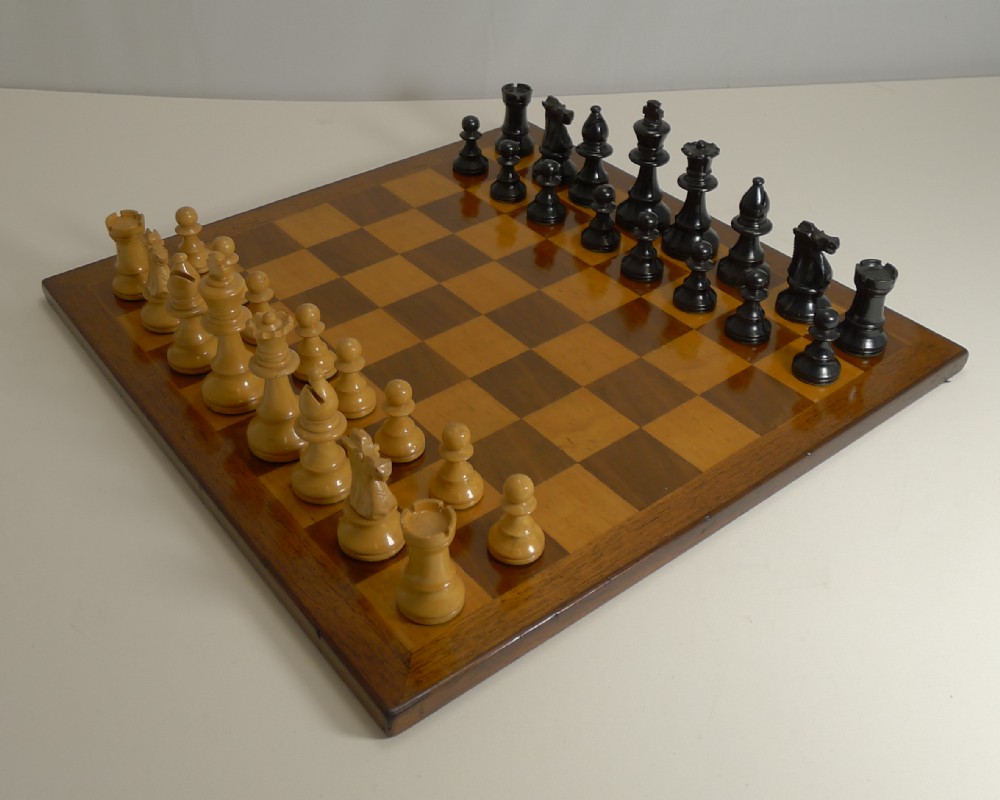 antique english chess board and chess set c1910