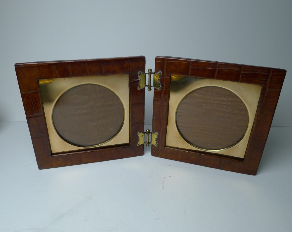 crocodile double folding travel photograph picture frame
