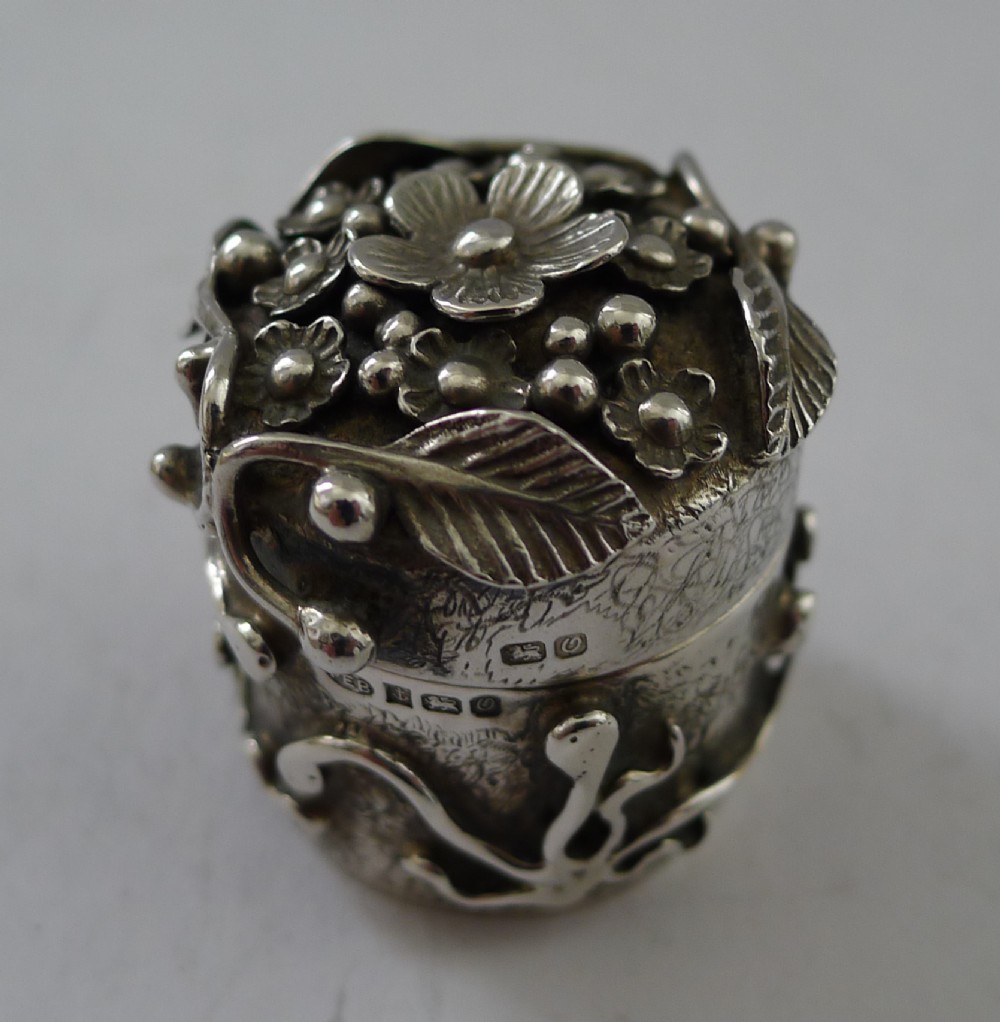 stunning modernist solid sterling silver pill box 1988