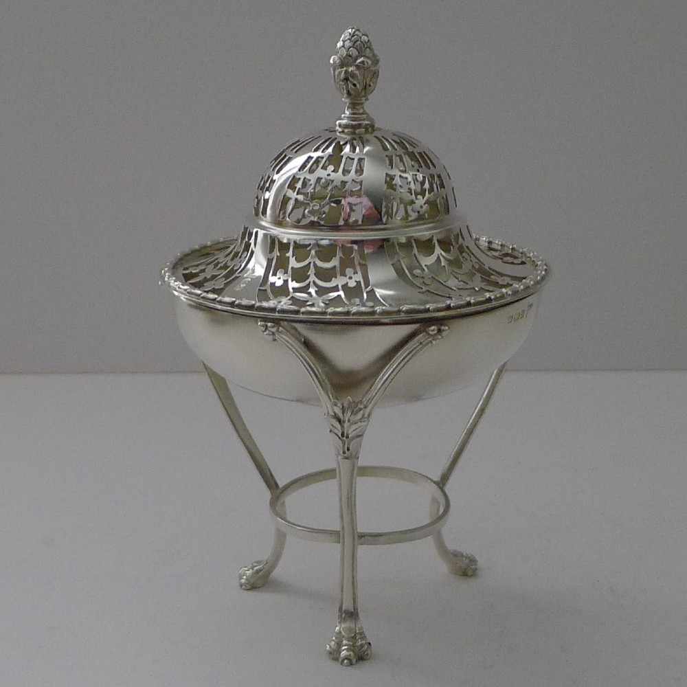 wonderful antique english sterling silver pot pourri box by walker hall 1911